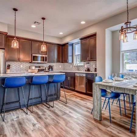 New Tri-Level Home With Ocean View And 3 En-Suite Bedrooms! Depoe Bay Kültér fotó